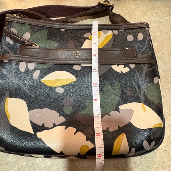 Fossil Leaf print crossbody purse bag canvas with leather trim pockets - Picture 15 of 15